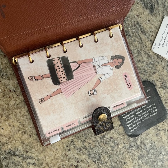 Louis Vuitton PM agenda with accessories - Picture 6 of 7